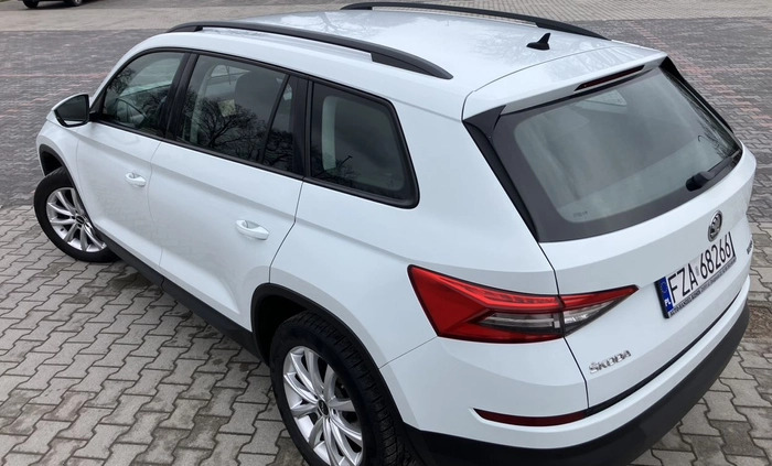 Skoda Kodiaq cena 89900 przebieg: 235000, rok produkcji 2017 z Białogard małe 154